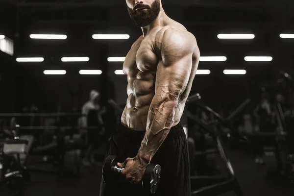 Przystojny silny Athletic mężczyźni pompowanie w górę mięśnie trening bodybuil — Zdjęcie stockowe