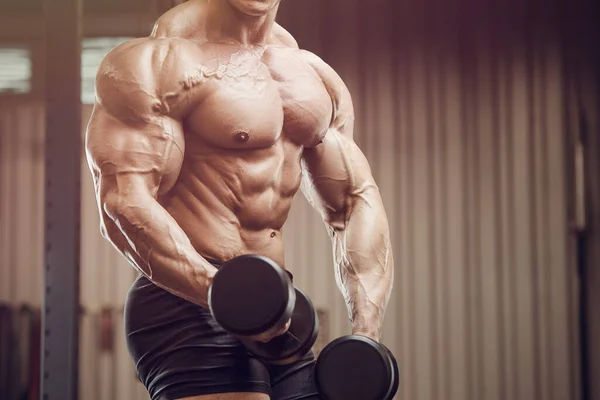 Bodybuilder Pumpování Biceps Svaly Cvičení Fitness Kulturistika Zdravý Koncept Pozadí — Stock fotografie