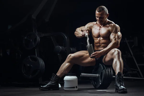 Homem Fitness Treino Ginásio Com Frasco Proteína Musculação Estilo Vida — Fotografia de Stock