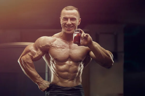 Homem Fitness Treino Ginásio Com Frasco Proteína Musculação Estilo Vida — Fotografia de Stock