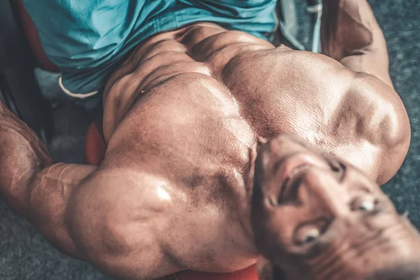 Männer muskulöse nackte Gay Muskulöse. 