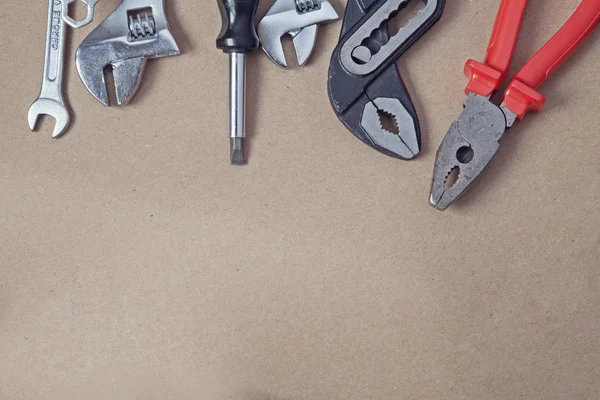 Kağıt arka plan metin için yer ile üzerinde araç kümesi