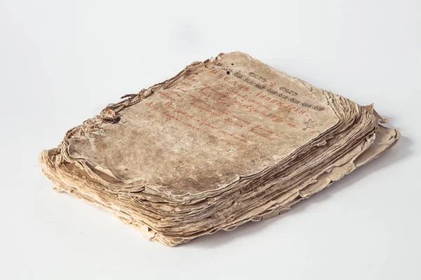 beyaz sayfa ile eski kitap