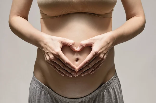 Bild Vacker Gravid Kvinna Hon Kramas Magen Begreppet Glad Graviditet — Stockfoto