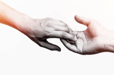 Elveda şu anda iki el duygusal, siyah ve beyaz fotoğraf. İlişkiler kırılma kavramı.