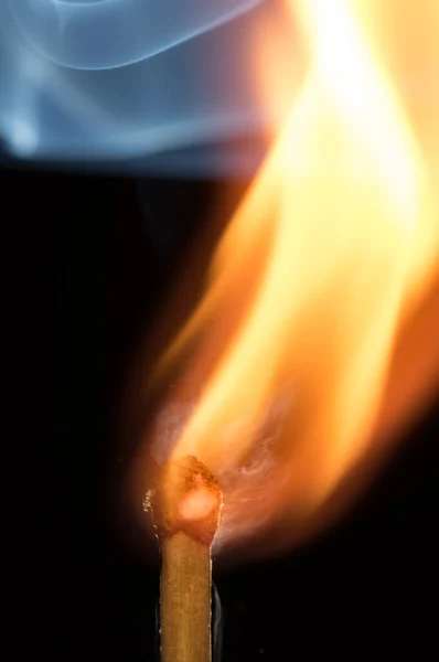 Λάμψη Φλόγας Σπίρτο Κοντινό Πλάνο Μακροφωτογραφία — Φωτογραφία Αρχείου