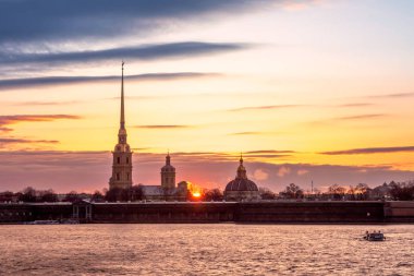 Peter ve Paul Fortress günbatımı. Saint-Petersburg, Rusya Federasyonu
