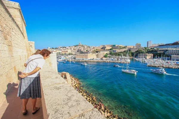 Vieux-Port de la ville de Marseille, Sud de la France, Cathdrale Notre Dame, Palais du Pharo 