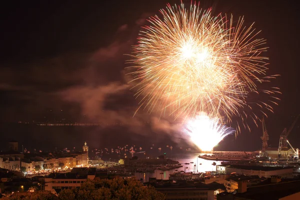 Feux d 'Artifices La Ciotat le 13 juillet 2018, Marsilya, Sud de la France 