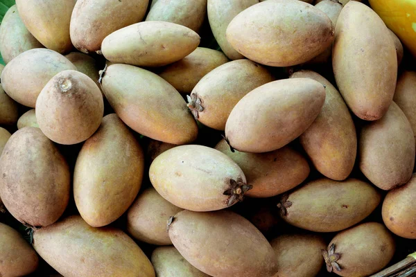 Frutas Sapodilla Frescas Observe Foco Selecionado Com Profundidade Rasa Campo — Fotografia de Stock