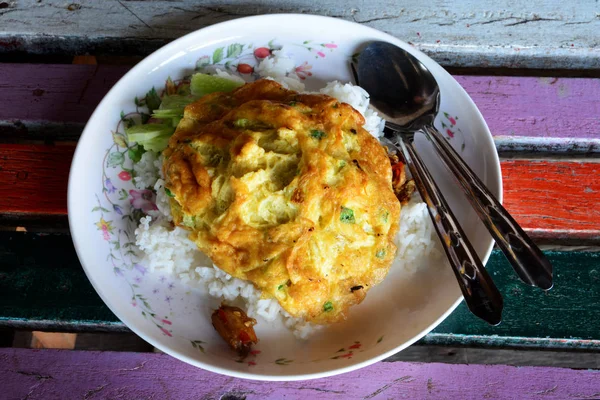 Traditionelle Thailändische Art Omelett Auf Reis — Stockfoto