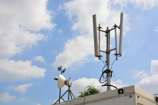 Antennenmobil — Stockfoto