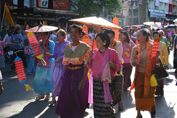 Songkran Festival in the Thai-Mon style — Stock Photo, Image