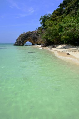 Rock Arch, Koh Khai Adası, Satun Eyaleti Tarutao Ulusal Deniz Parkı, Tayland