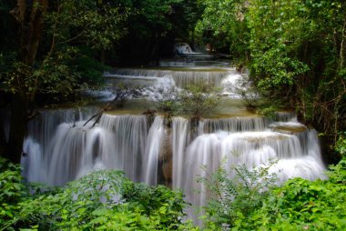 Huai Mae Khamin Şelalesi, Kanchanaburi, Tayland