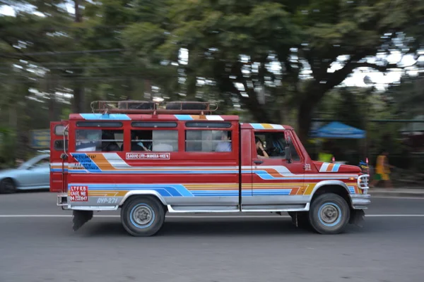 Paning Jeepney araba — Stok fotoğraf