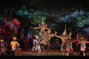 Tay Pandomim (Khon) Performans