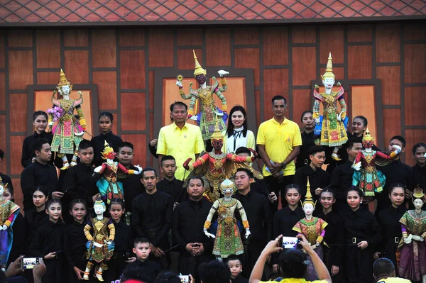 Joe louis traditionelles thailändisches puppentheater — Stockfoto