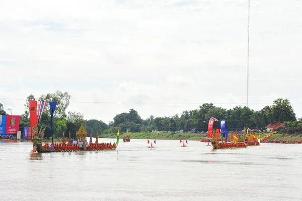 Phichit barca da regata è un evento tradizionale di lunga data . — Foto Stock