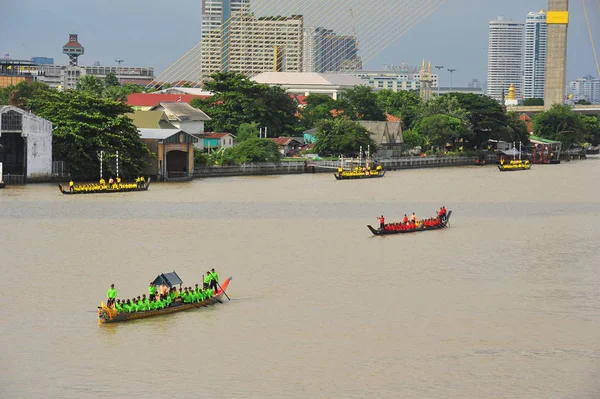 The training of the Royal Barges Procession, the last royal ceremony of the Royal Coronation Ceremony Of King Rama X. — Stock Photo, Image