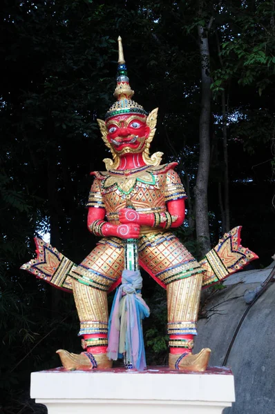 Thai Giant Demon Statue Red Vaisravana Vessavana Statua Conosciuta Anche — Foto Stock