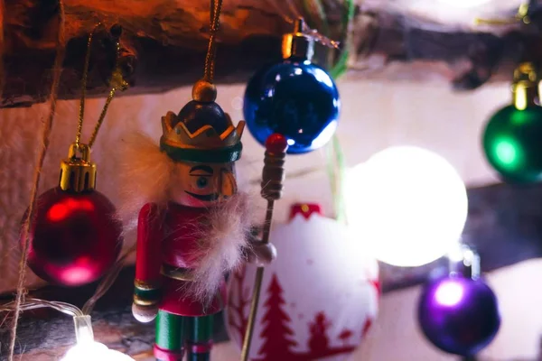 Tinnen soldaat op de kerstboom — Stockfoto