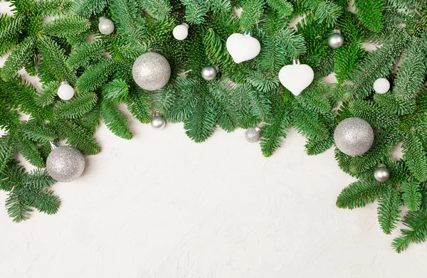 Fondo Navidad Año Nuevo Ramas Abeto Juguetes Vidrio Con Espacio —  Fotos de Stock