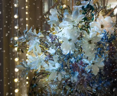 Festival dekorasyon - Noel çelenk ile çiçekli buket 