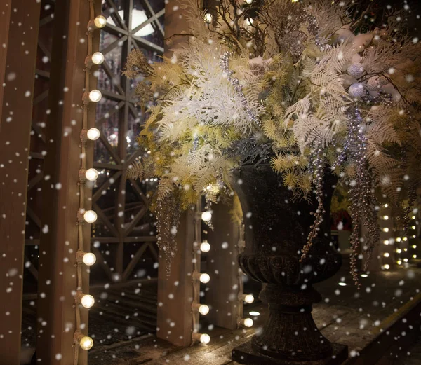 Festival dekorasyon - Noel çelenk ile çiçekli buket 