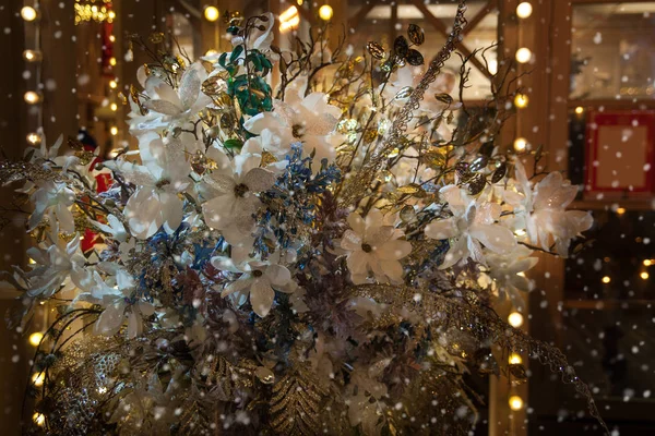 Festival dekorasyon - Noel çelenk ile çiçekli buket 