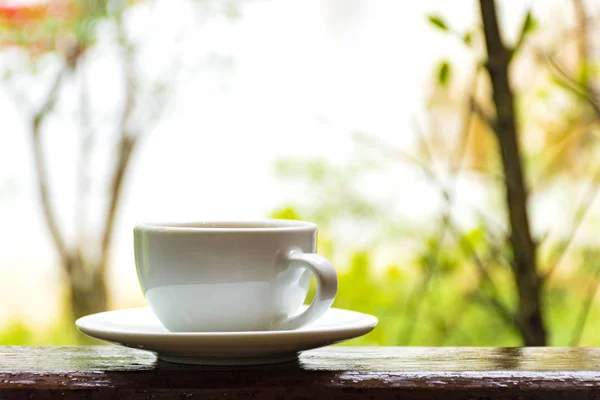 Taza Café Blanco Sobre Fondo Otoño Hermosa Taza Café Con — Foto de Stock