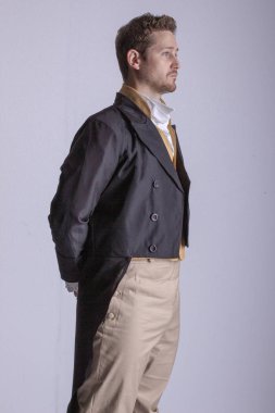 Regency beyefendi ayakta