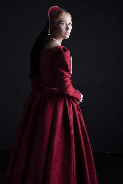 Tudor Woman Red Dress — Stock Photo, Image