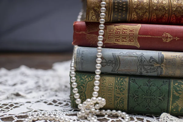 Books Teacup Pearls Lace Doily — Stock Photo, Image