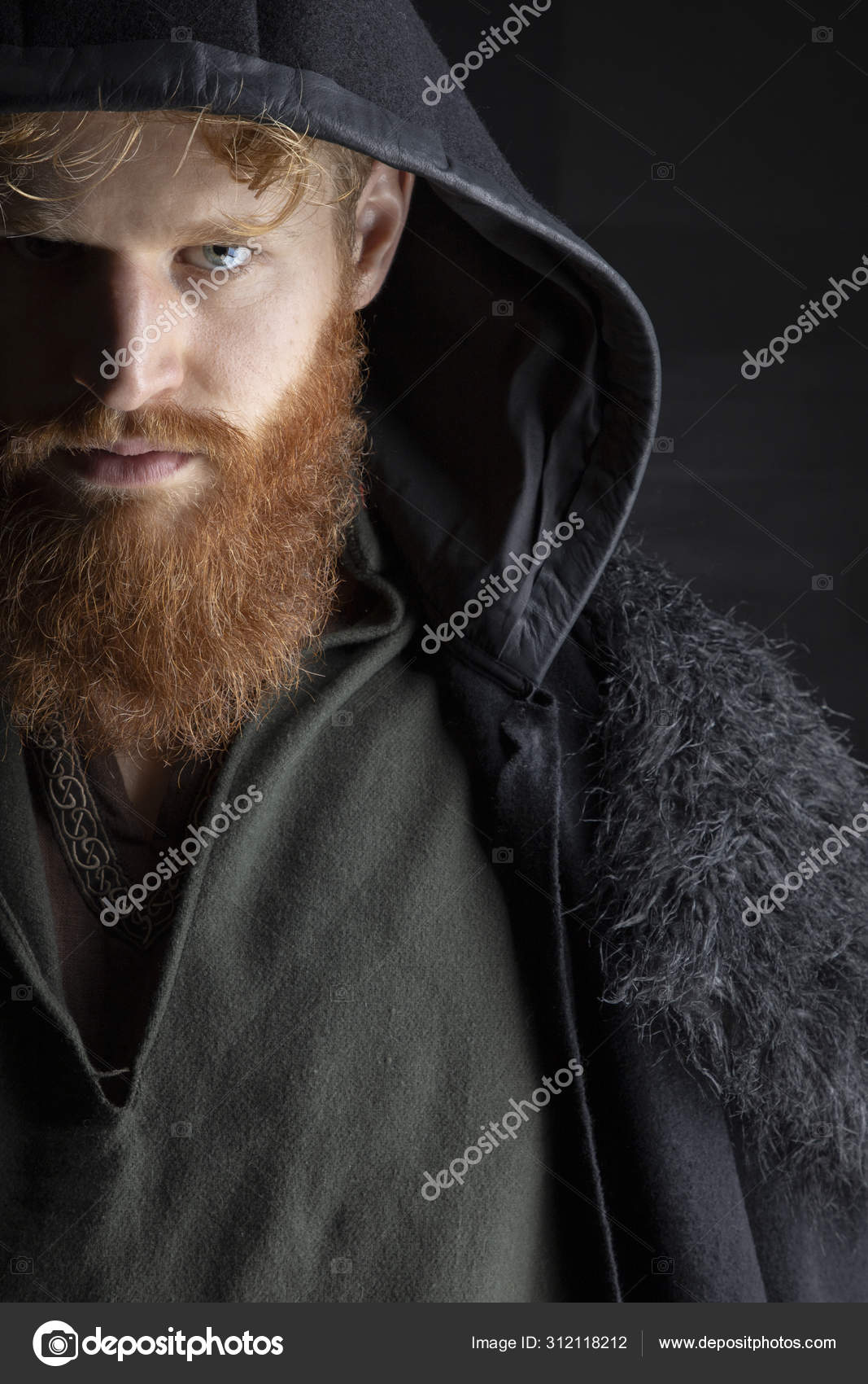 Young Viking man with red hair and beard — Photo