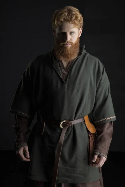 Молодой Викинг Рыжими Волосами Бородой — стоковое фото