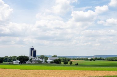 Kırsal tarım America güzel manzara. Lancaster County, Pennsylvania tarım arazileri.