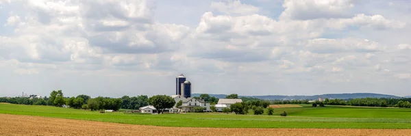 美国农村农业的美丽风景 宾夕法尼亚州兰开斯特郡的农田 — 图库照片