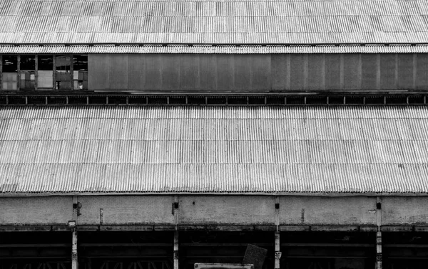 Exteriér Budovy Staré Decaying Městských Průzkumu — Stock fotografie