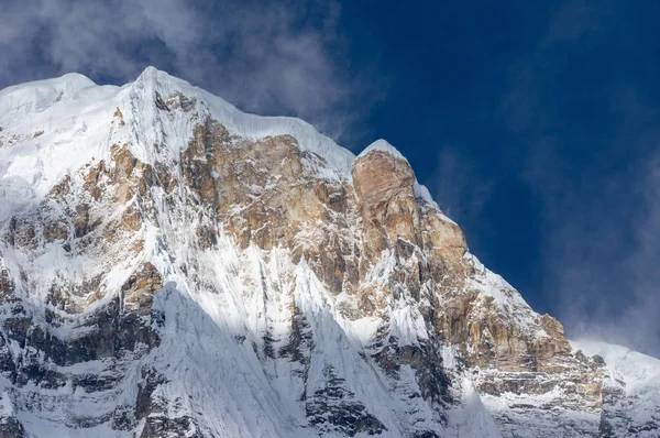 Picos de nieve del Himalaya — Foto de Stock