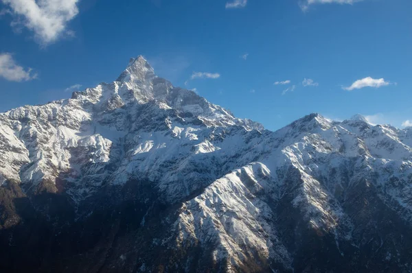 Vista de Machapuchare o Fishtail Mountain — Foto de Stock