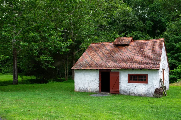 Ковальський цех на Hopewell залізної печі — стокове фото