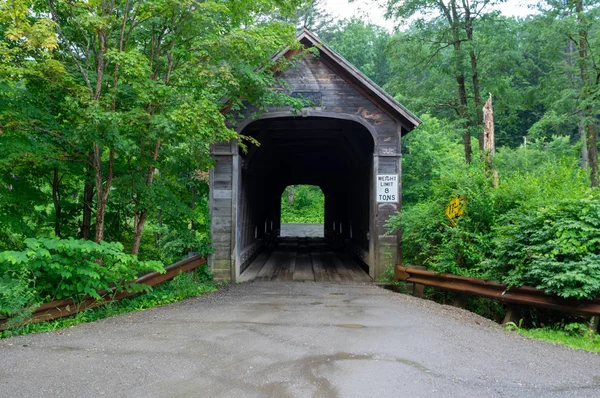 Hall Kapalı Köprü