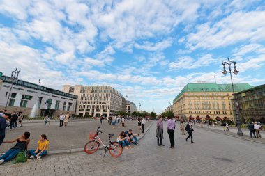 Tourists in Pariser Platz Berlin