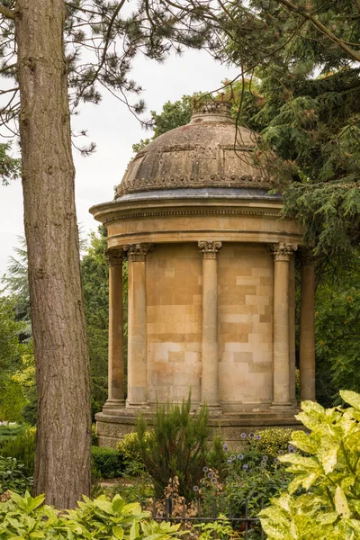 Jephson bahçeleri Royal Leamington Spa