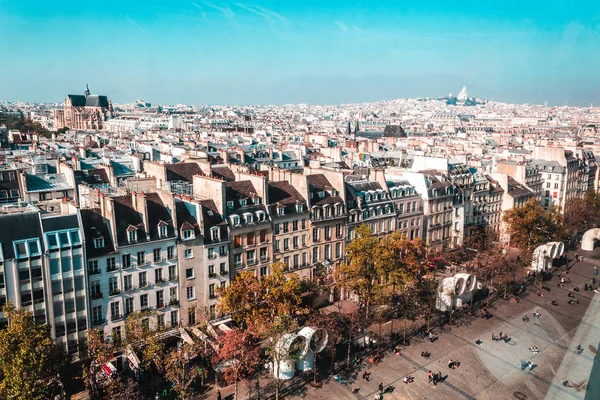 フランスのカラフルなパリの建物 — ストック写真