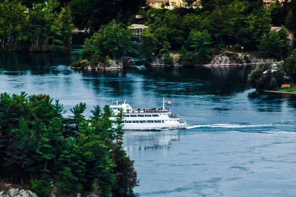 Ontario, Kanada 'daki Bin Ada