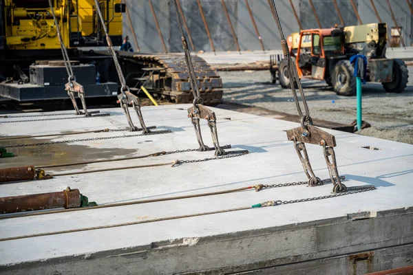 Bir İnşaat Alanındaki Eğilim Sürecinin Fotoğrafı
