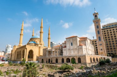 Cami ve kilise yan yana Beyrut Lübnan sokakları Şehir Beyrut