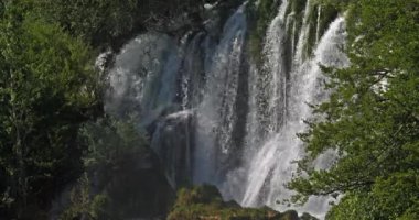 Rog Şelalesi, Roski Tokadı, Krka Doğal Parkı, Hırvatistan 'ın Damaltia kentinde Sibenik yakınlarında 